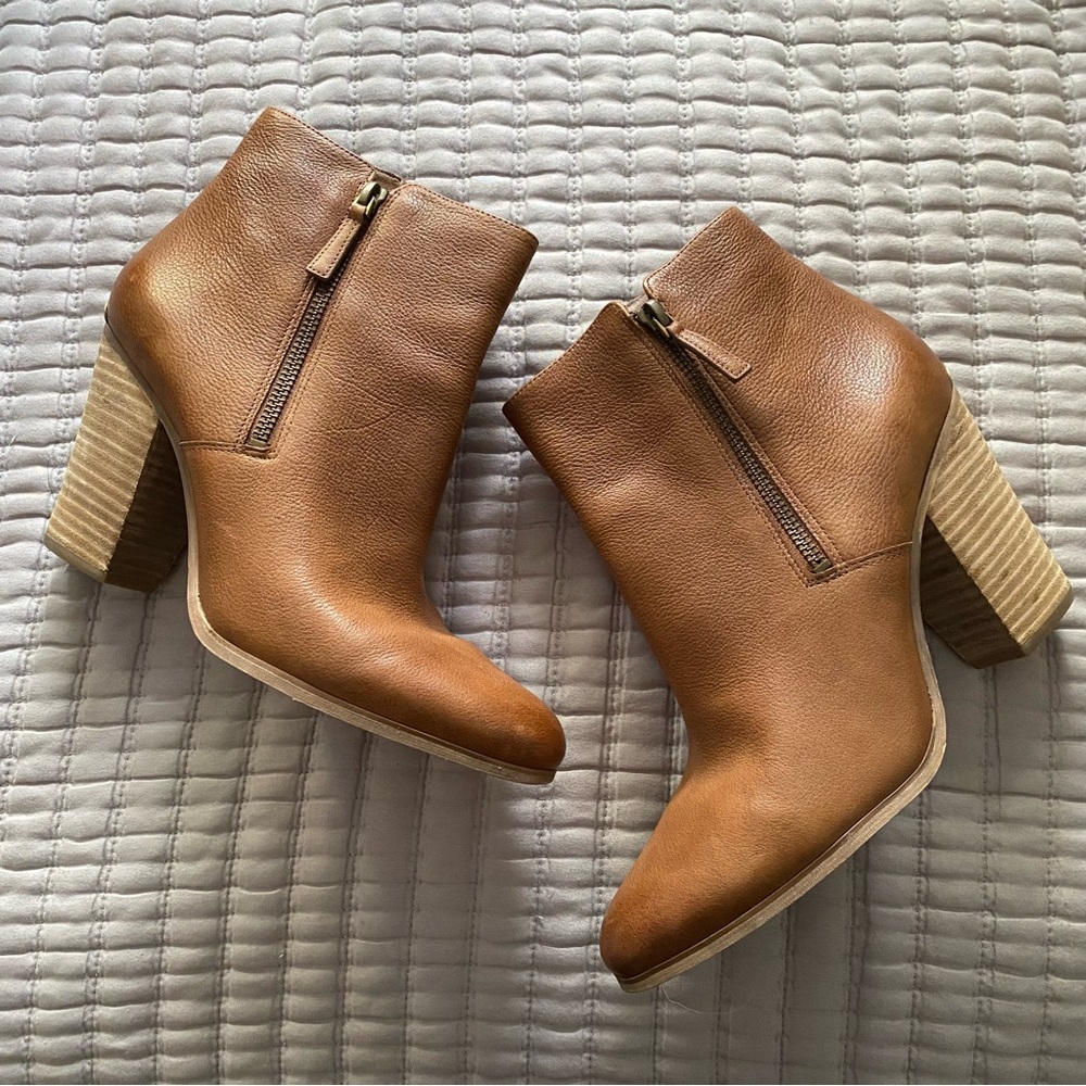 MICHEAL KORS DENVER BOOTIES